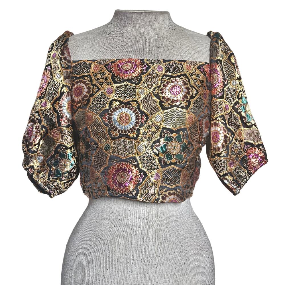 PrettyLittleThing Gold Brocade Puff Sleeve Crop Top with Multicolor Floral Motif